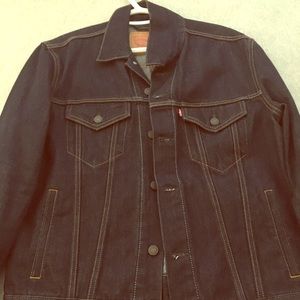 Dark Denim Levi Trucker Jacket